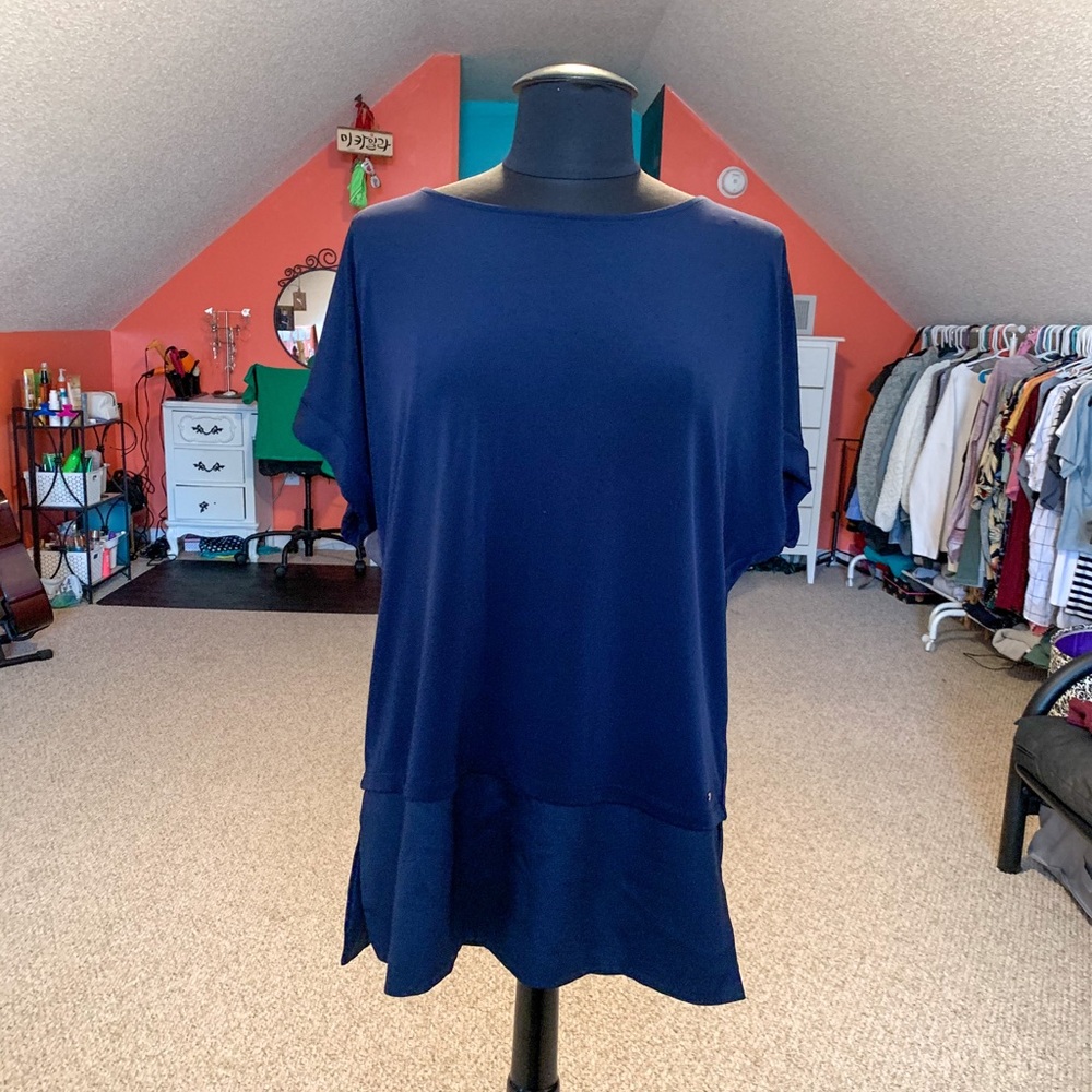 Navy blue Calvin Klein top (4)